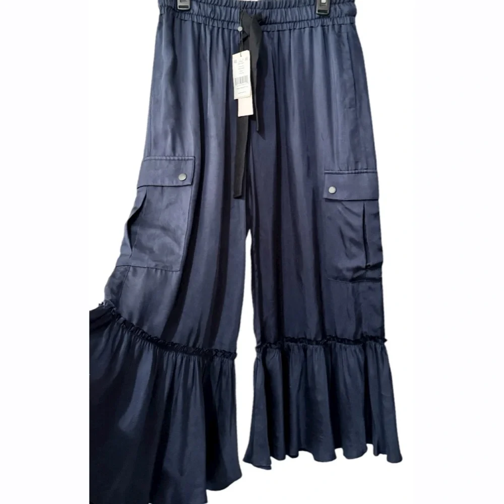 Cinq a Sept Priscilla Wide Leg Ruffle Hem Cargo Navy Blue Pants Women’s Medium - Picture 4 of 9